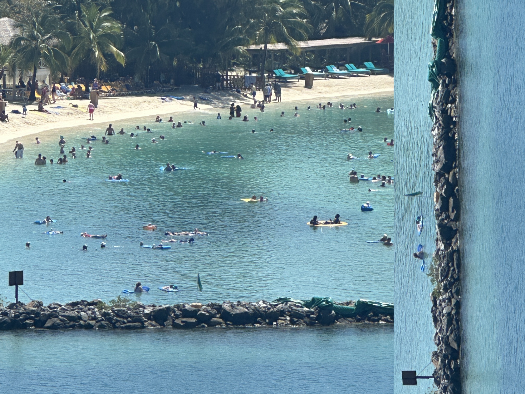 roatan2
